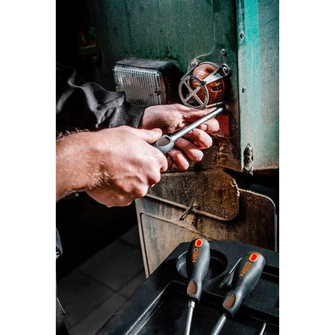 Zestaw śrubokrętów04-209, bity 30 szt, NEO TOOLS
