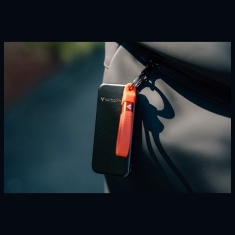 Verbatim Dysk SSD 2TB - brelok do kluczy z kablem USB 3.2 gen.2 czarno-czerwony/black-red 32196