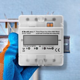 QOLTEC LICZNIK ZUŻYCIA ENERGII TRÓJFAZOWY NA SZYNĘ DIN | 230V | LCD | 4P