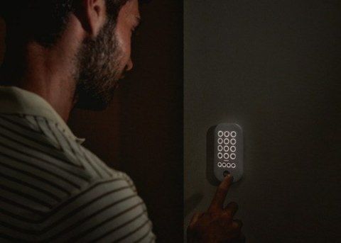 Yale Klawiatura do inteligentnego alarmu, Kontrola 4 obszarów bezpieczeństwa