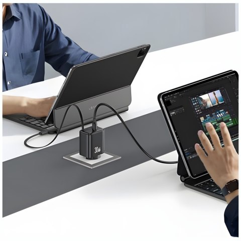 USAMS Ład. siec. 1xUSB-C ze zwijanym kablem USB-C Retractable PD+QC 30W Gan Fast Charging czarny/black YC Series CC241TC01 (US-C