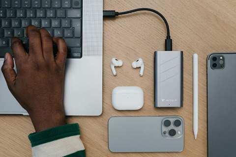 SSD Zewnętrzny Verbatim TurboMetal SSD, 32021, 1000GB, Nero Backup, Srebrny, w zestawie kabel USB-C 20 cm, M.2, 1000 MB/s-R, USB