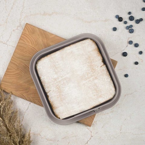 FORMA TYTANOWA 28x28cm BERLINGER HAUS BH-8667 TAUPE