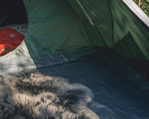 Outwell Cloud 3 Three Room Dome Tent for 3 Persons, Green | Outwell