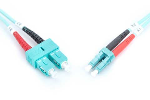 Digitus | Kabel krosowy | Światłowód | Męski | SC wielomodowy | Męski | LC wielomodowy | Niebieski | 2 m