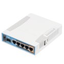 MikroTik | hAP ac | RB962UiGS-5HacT2HnT | 802.11ac | 2.4/5.0 | 1300 Mbit/s | 10/100/1000 Mbit/s | Ethernet LAN (RJ-45) portów 5 