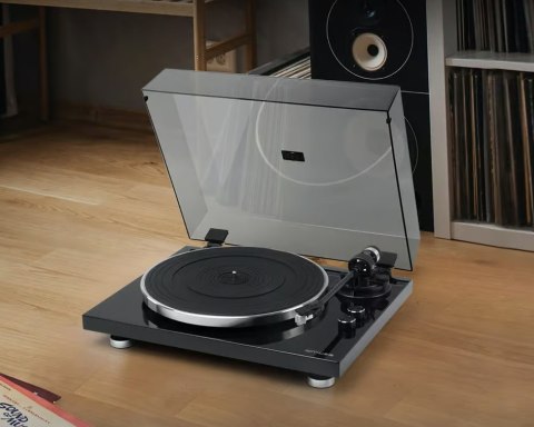 Muse MT-109 BTO Manual Belt-drive Turntable