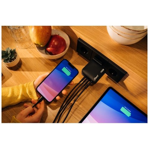 Ładowarka sieciowa Verbatim Mini GaN 165W 3xUSB-C PD/1x USB-A QC czarny 32216