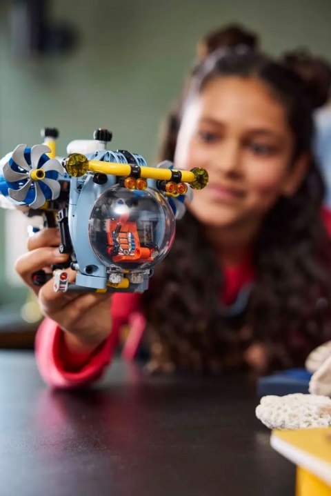 LEGO Technic 42201 - Badawcza łódź podwodna