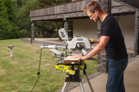 Piła ukośnica 2200W EMS305RG RYOBI