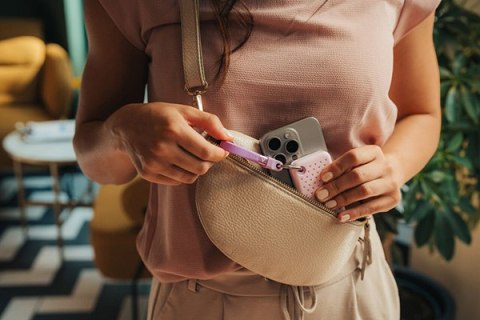 SSD Zewnętrzny Verbatim Pocket SSD letní edice, 32323, 2000GB, fioletowy, w zestawie 2 gumowe osłony, USB C