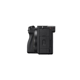 Bezlusterkowy aparat cyfrowy Sony Alpha 6700 z matrycą APS-C z obiektywem 18-135 mm