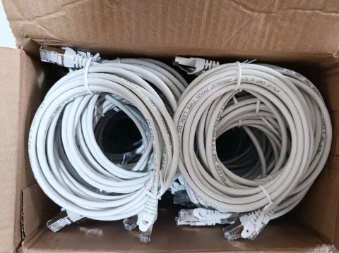 Equip - Kabel krosowy RJ-45 męski biały linka 25 cm CAT 6 - Bezhalogenowy, Formowany, Komplet 100 szt.