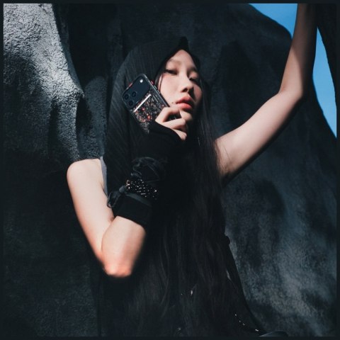 Portfel Skinarma Vektor Magnetic Smart Kick-Stand Onyx