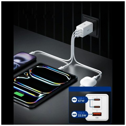 Ładowarka sieciowa Spigen Essential EE673EU 67W 2xUSB-C/USB-A biały