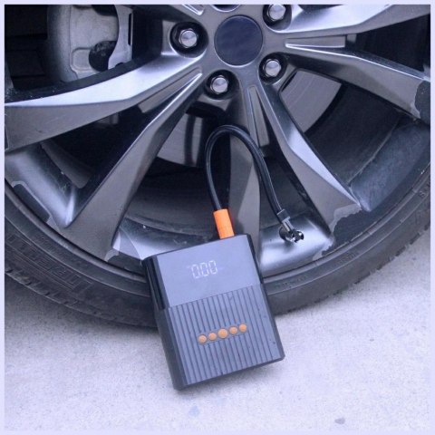 Jump Starter 4smarts PitStop+ 8800mAh Powerbank z kompresorem i latarką czarny