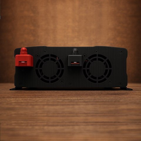 Ładowarka Monolith do akumulatorów LiFePO4 AGM GEL SLA 90A 12V, Szybkie ładowanie