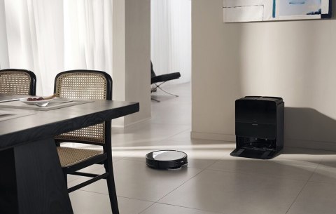 Robot sprzątający Roborock Saros 10 R (czarny)