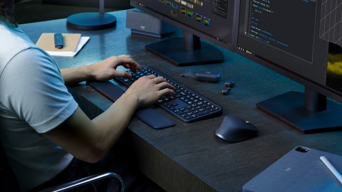 Logitech MX Keys S Advanced Wireless Illuminated Keyboard - CZ/SK - GRAPHITE