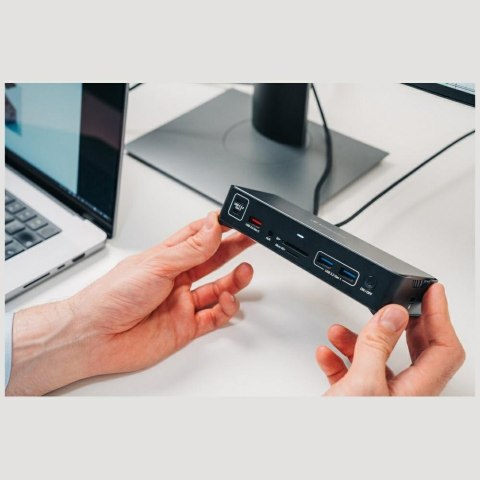 Adapter Verbatim stacja dokująca Pro 15w1 2xHDMI/1xRJ45/4xUSB-A/4xUSB-C/1xSD/1xmicroSD/1xAudio/1xDisplayPort szary 32171