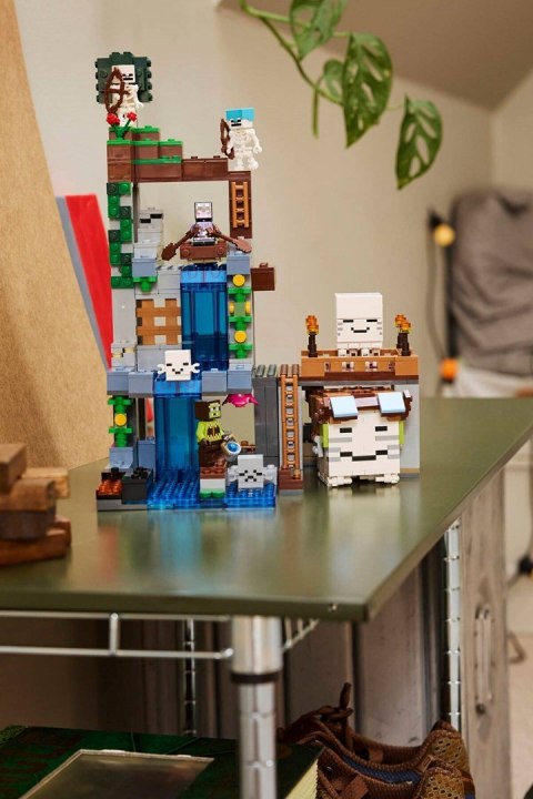 LEGO Minecraft 21597 - Stacja Ghasta