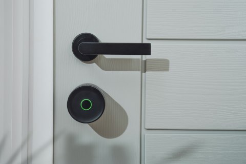 Inteligentny zamek do drzwi Yale Linus Smart lock L2 Lite Black