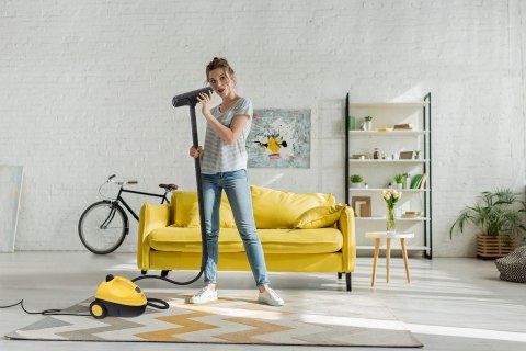 ELDOM MYJKA PAROWA CM2000 VAPURO 1500W 1,2 L POJ. 15 ELEMENTÓW: WĄŻ KARBOWANY, 2-CZĘŚCIOWA RURA, SZCZOTKA PODŁOGOWA, MYJKA DO