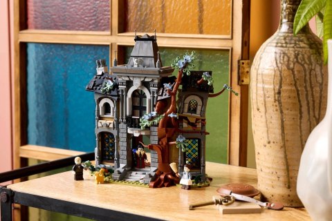 LEGO Icons 11383 - Rezydencja burmistrzyni