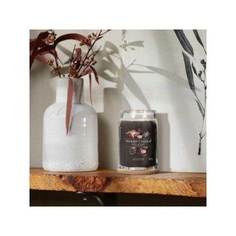 Świeca duża BLACK COCONUT YANKEE
