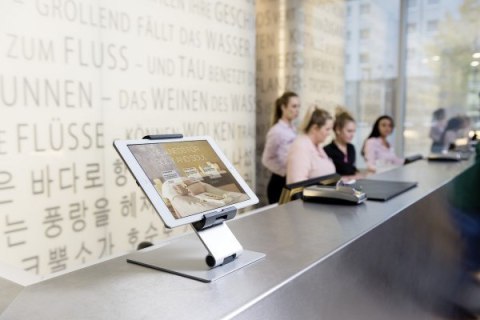 Durable Tablet holder Uchwyt pasywny Tablet/UMPC Srebrny