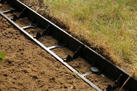 OBRZEŻE OGRODOWE TRAWNIKOWE BORDER 78MM 50M + 150 KOTEW